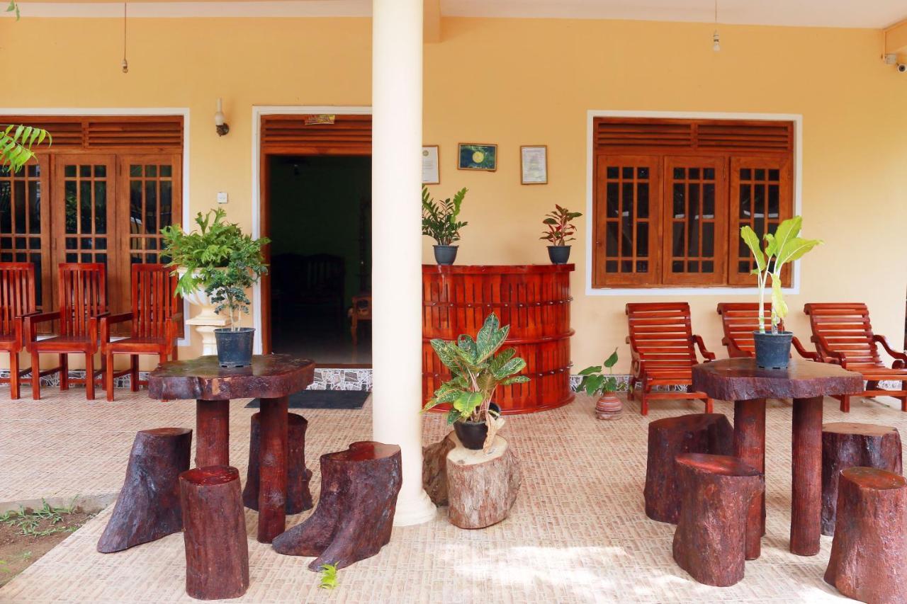 Castle Resort Yala Tissamaharama Esterno foto
